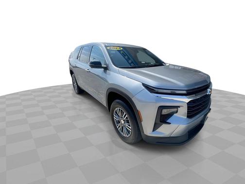 2024 Chevrolet Traverse LS