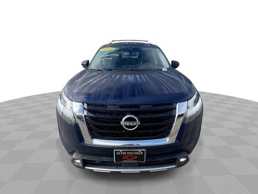 2022 Nissan Pathfinder Platinum 4WD