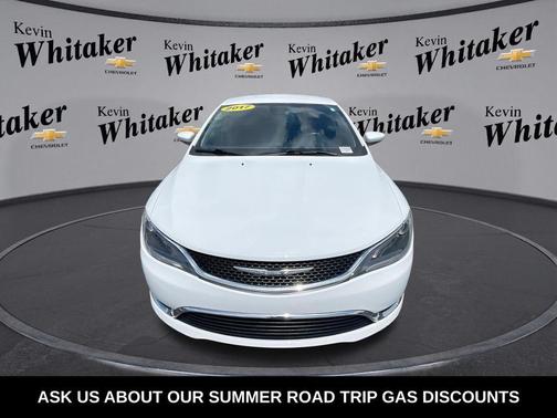 Bright White Clearcoat 2017 Chrysler 200 Limited