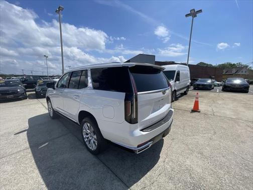 2021 Cadillac Escalade Premium Luxury