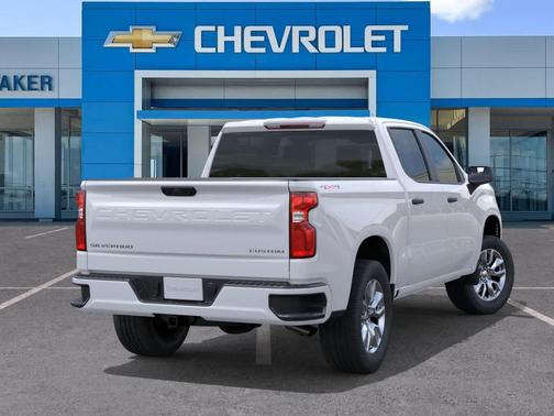 2025 Chevrolet Silverado 1500 Custom
