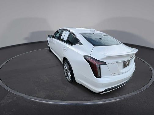 2025 Cadillac CT5 Sport