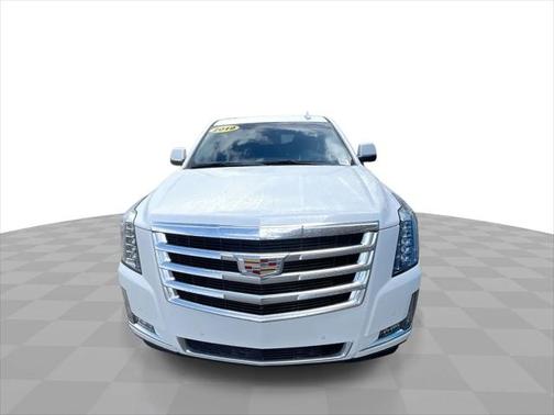 2019 Cadillac Escalade ESV Luxury