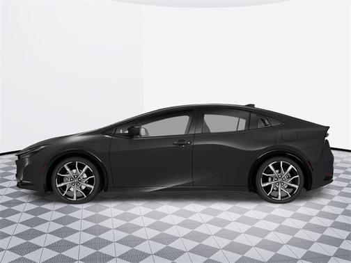 2025 Toyota Prius L