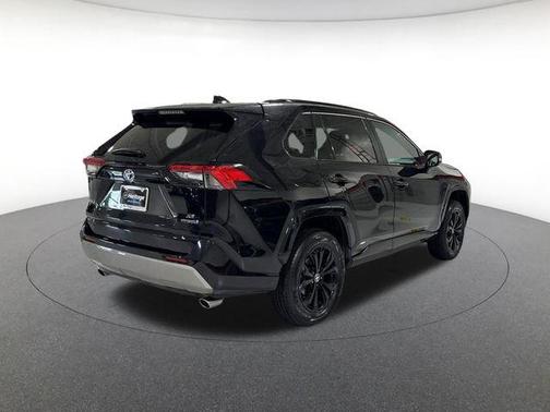 Midnight Black Metallic 2022 Toyota RAV4 Hybrid SE