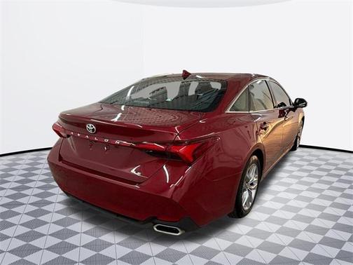 2022 Toyota Avalon XLE