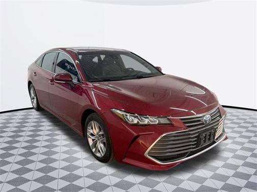2022 Toyota Avalon XLE