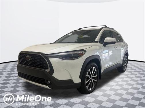 2024 Toyota Corolla Cross XLE