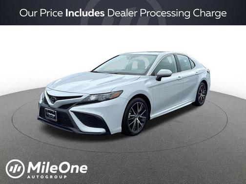 Ice Edge 2024 Toyota Camry SE