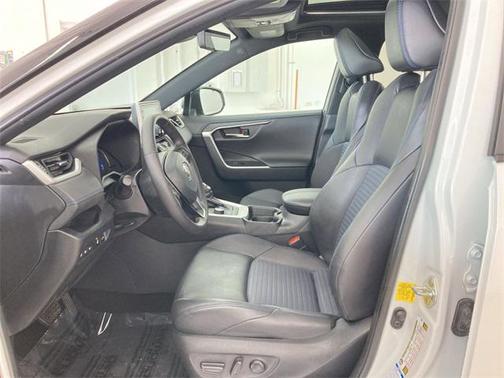 2021 Toyota RAV4 Hybrid SE
