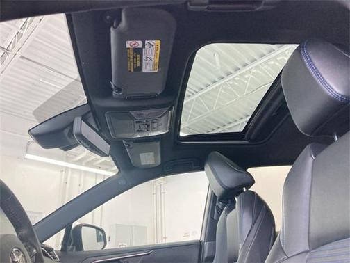 2021 Toyota RAV4 Hybrid SE