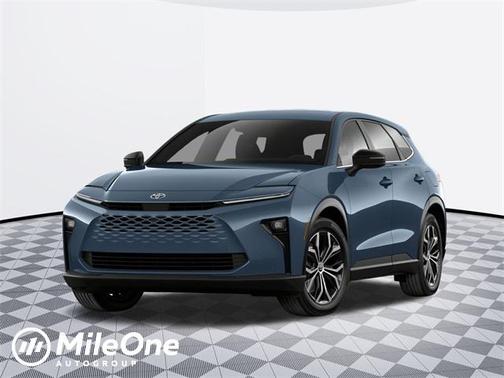 2025 Toyota Crown Signia XLE