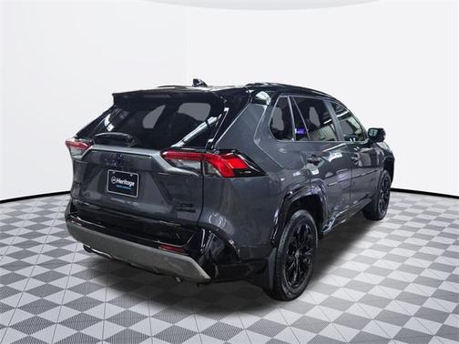 2023 Toyota RAV4 Hybrid SE