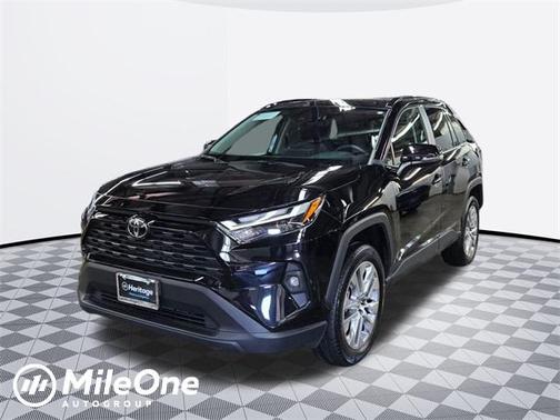 2025 Toyota RAV4 XLE Premium