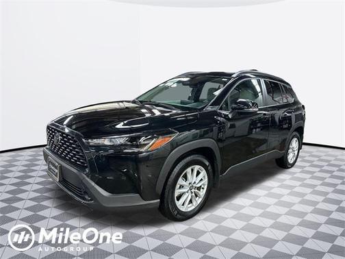 2024 Toyota Corolla Cross LE