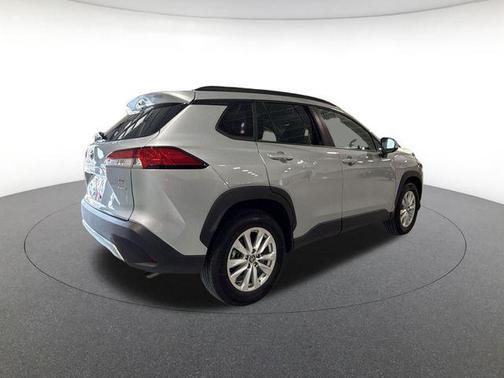 Sonic Silver 2023 Toyota Corolla Cross LE