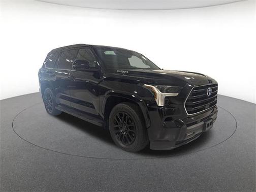 2024 Toyota Sequoia SR5