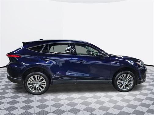 2021 Toyota Venza LE