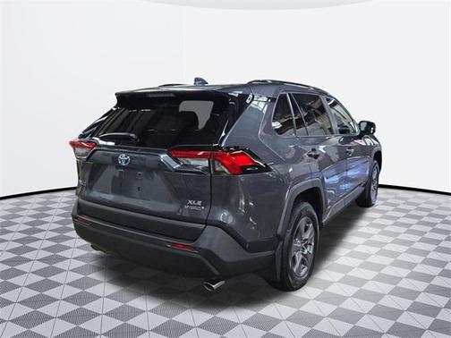 2024 Toyota RAV4 Hybrid XLE