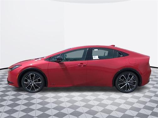 2025 Toyota Prius XLE