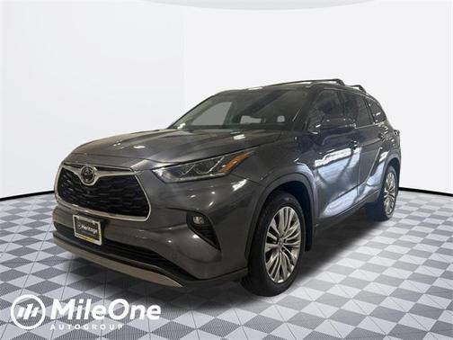 2024 Toyota Highlander Platinum