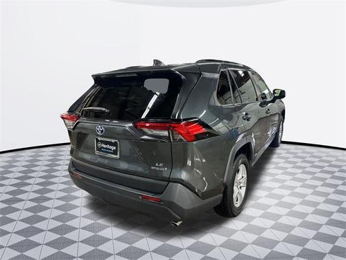 2020 Toyota RAV4 Hybrid SE