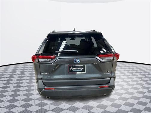 2020 Toyota RAV4 Hybrid SE