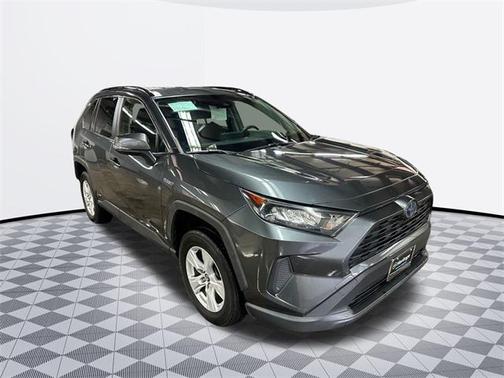 2020 Toyota RAV4 Hybrid SE