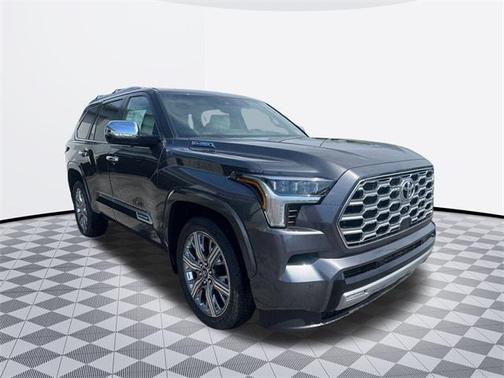 2025 Toyota Sequoia Base
