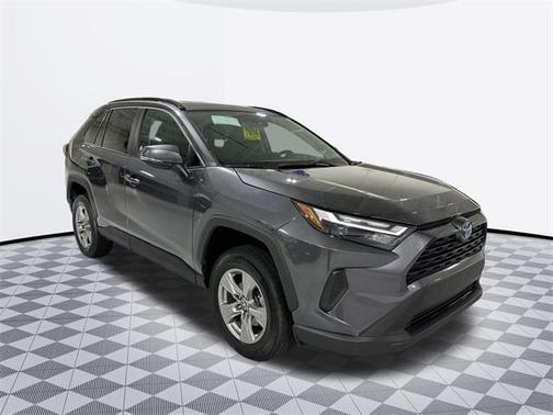 2024 Toyota RAV4 Hybrid XLE