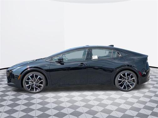 2025 Toyota Prius Plug-In Hybrid XSE