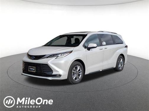 2025 Toyota Sienna Limited
