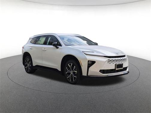 2025 Toyota Crown Signia XLE