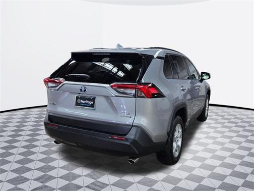 2021 Toyota RAV4 Hybrid XLE