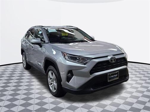 2021 Toyota RAV4 Hybrid XLE