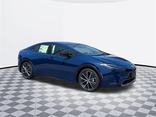 2025 Toyota Prius XLE