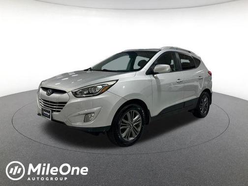 2015 Hyundai TUCSON SE