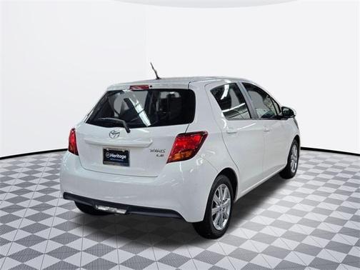 2015 Toyota Yaris LE