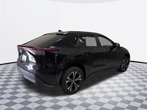 2025 Toyota bZ4X XLE