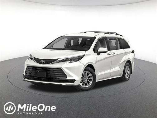 2026 Toyota Sienna LE
