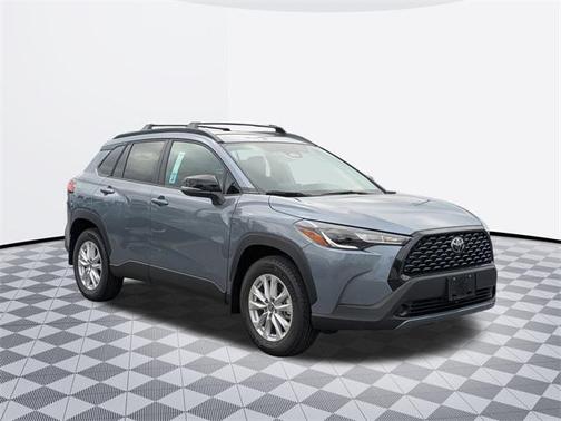 2025 Toyota Corolla Cross LE
