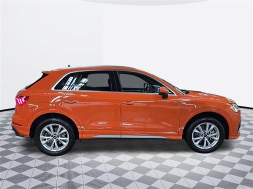 2024 Audi Q3 Premium 45 TFSI S line quattro Tiptronic