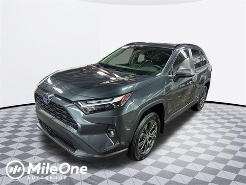 2023 Toyota RAV4 Hybrid XLE Premium