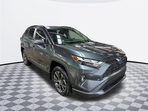 2023 Toyota RAV4 Hybrid XLE Premium
