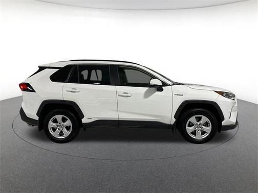 2020 Toyota RAV4 Hybrid XLE