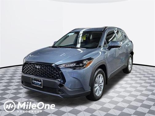 2024 Toyota Corolla Cross LE