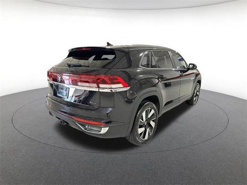 2024 Volkswagen Atlas Cross Sport 2.0T SE w/Technology 4MOTION