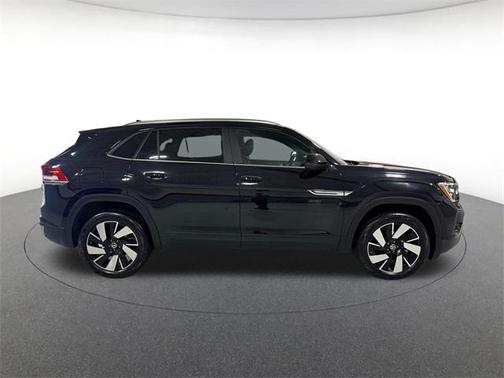 2024 Volkswagen Atlas Cross Sport 2.0T SE w/Technology 4MOTION