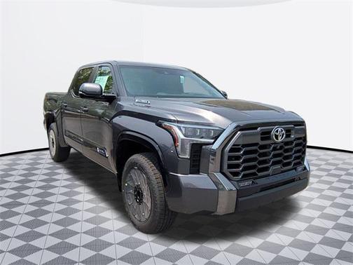 2025 Toyota Tundra Hybrid Platinum