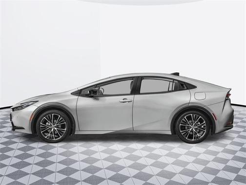 2025 Toyota Prius XLE